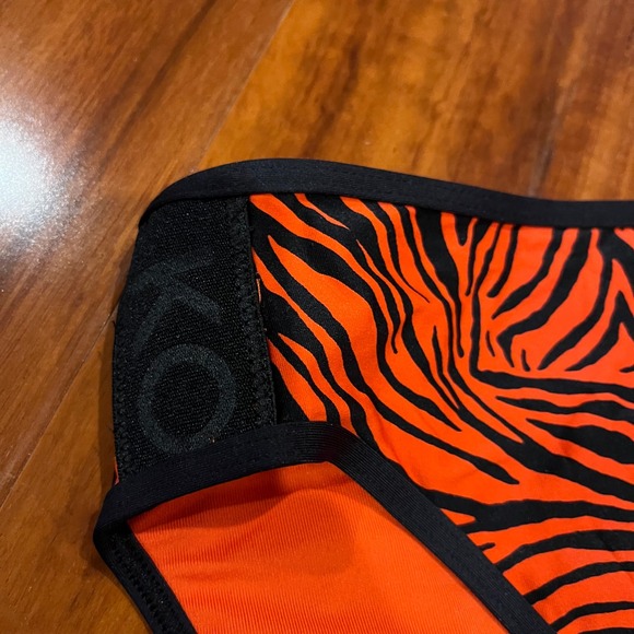 Michael Kors Bikini Swim Bottom Black Zebra Animal Print Ruby Orange Red New XS - Picture 5 of 6